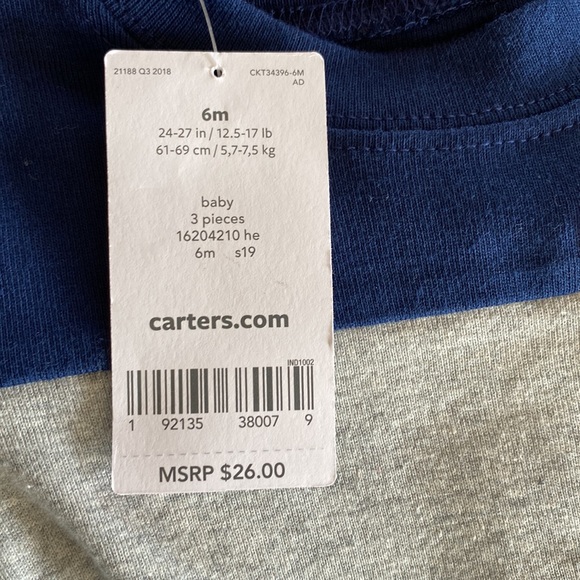 Baby boys Matching Carter’s sets - Picture 5 of 11